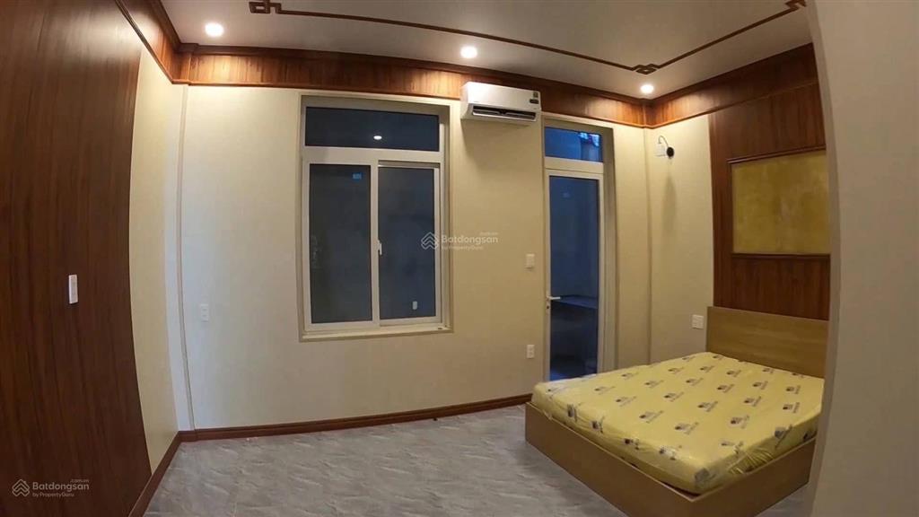 Bán nhà phố 4 tầng 105m2 phường mỹ thượng trung tâm thành phố huế 4, x tỷ
