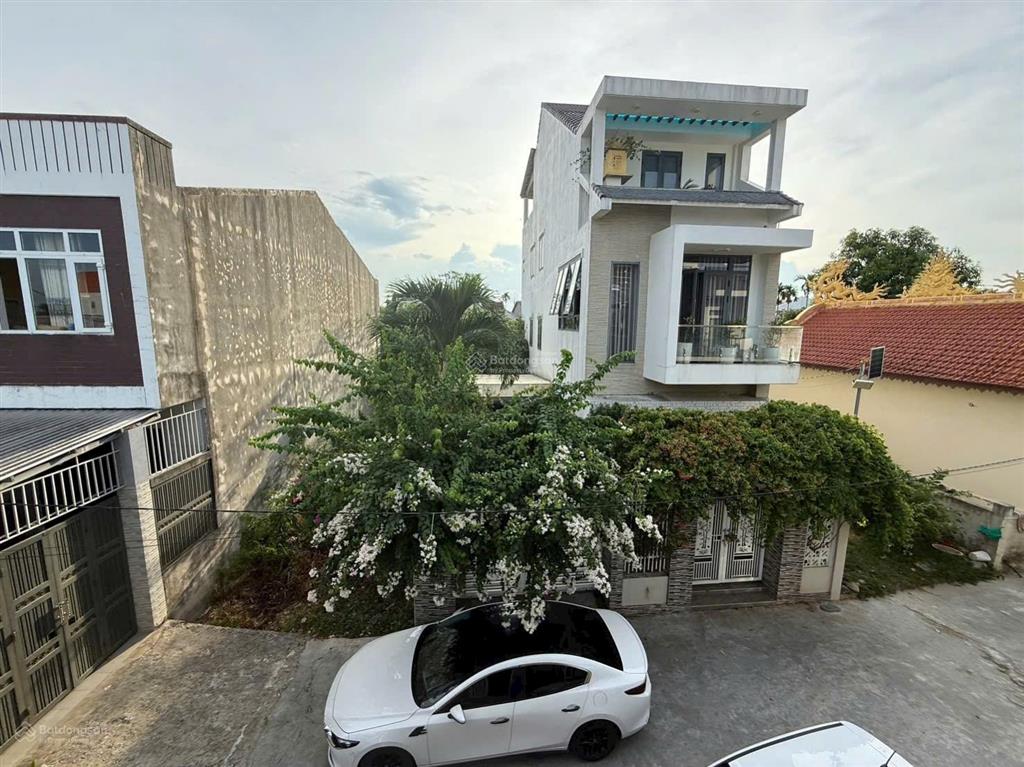 Bán nhà 2 tầng đường hoàng quốc việt, thành phố huế, 82m2, giá 2,65 tỷ