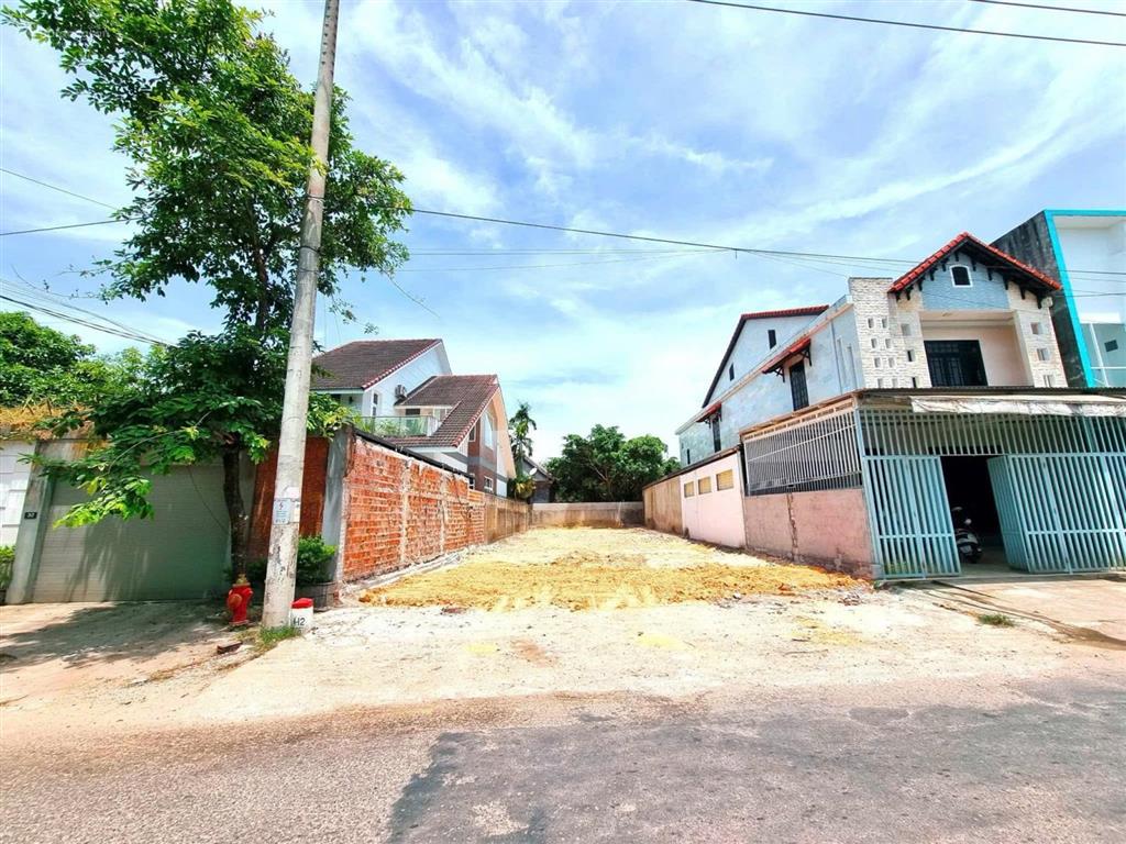 Bán đất nền huế mặt tiền đường khải định, minh mạng 289m2, giá 6,x tỷ