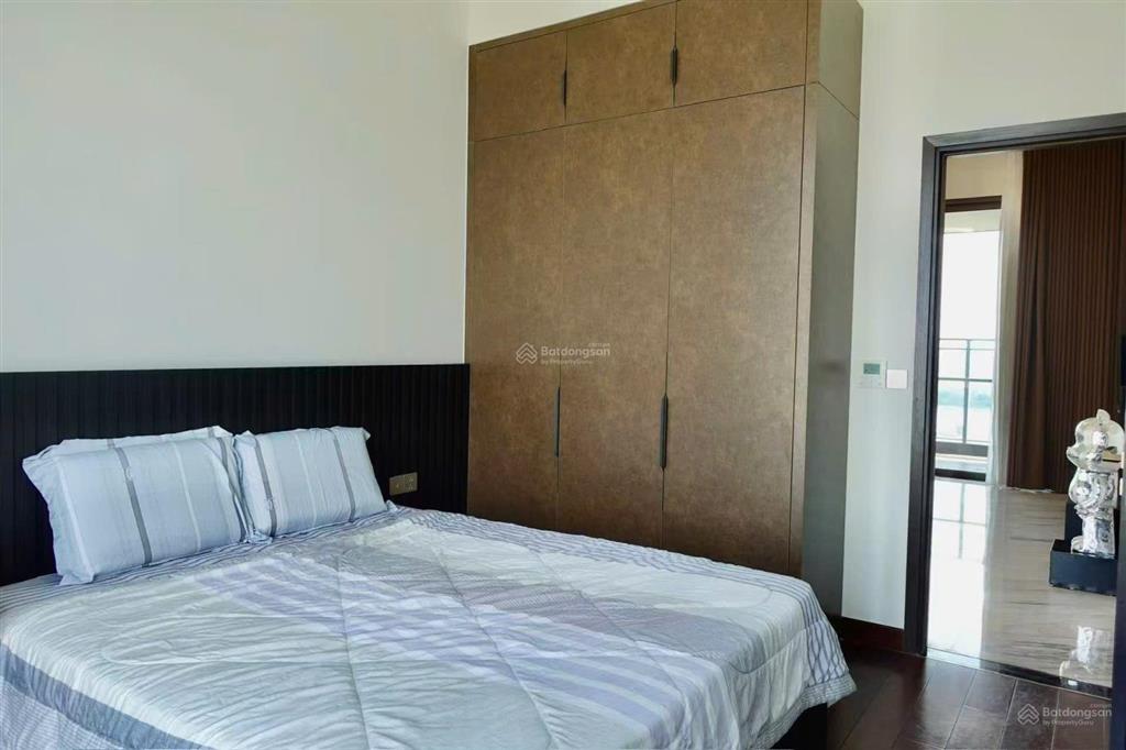 Chính chủ gửi bán căn 3pn có sân vườn hồ bơi define dt lớn 325m2 giá tốt nhất hiện tại 42 tỷ