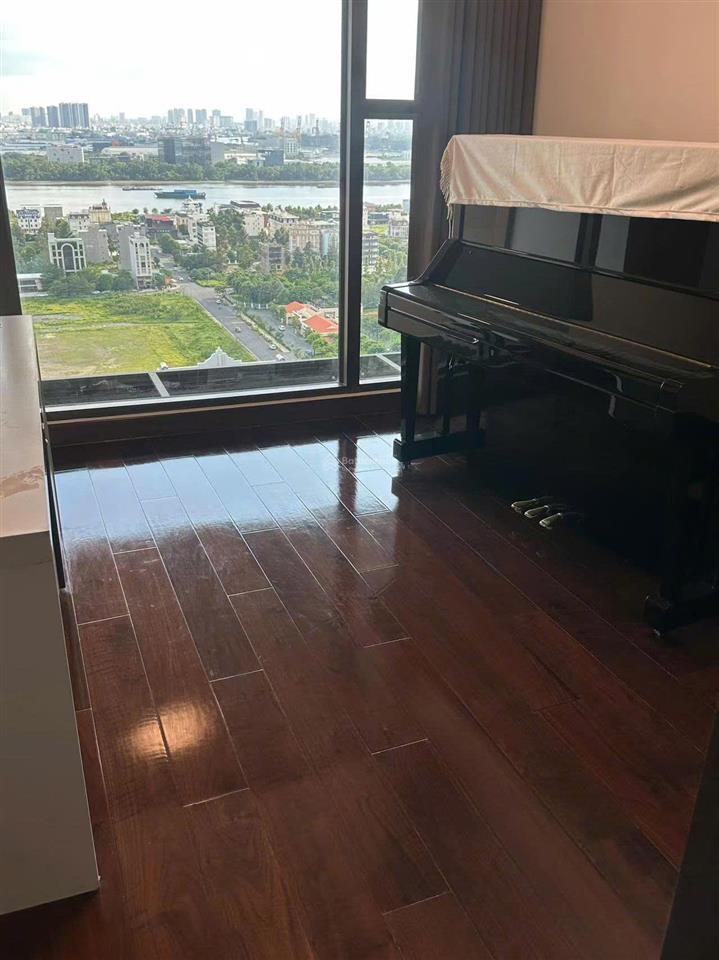 Chính chủ gửi bán căn 3pn có sân vườn hồ bơi define dt lớn 325m2 giá tốt nhất hiện tại 42 tỷ