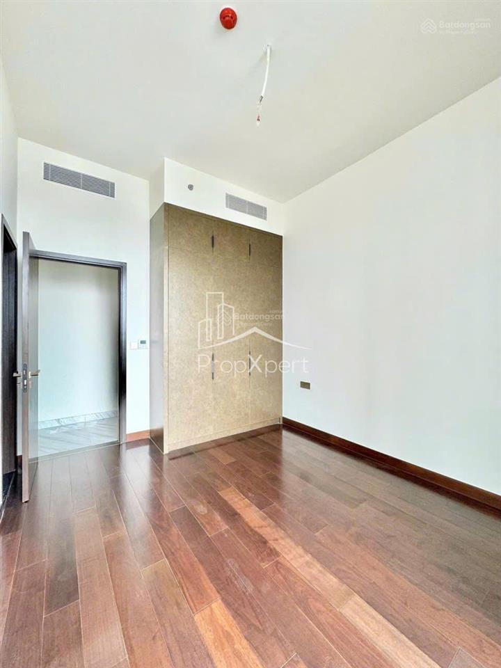 Căn 4pn define 325m2 hồ bơi riêng giá tốt nhất hiện tại 43 tỷ 132tr/m2 cực kỳ tốt để đầu tư