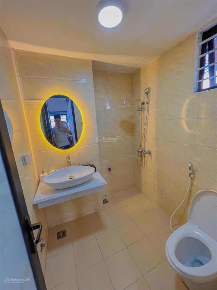 Bán nhanh 01 căn hiếm có full nội thất, có thể ở và cho thuê được ngay. dt=465m2 giá cực rẻ 9,x tỷ