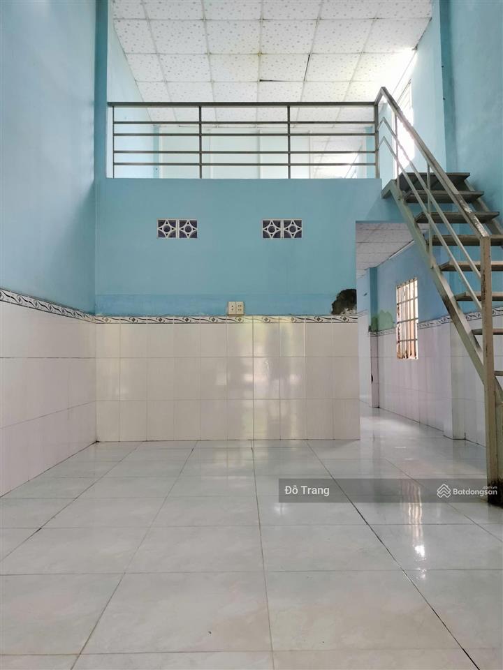 Nhà mặt tiền thạnh lộc 51  siêu hời