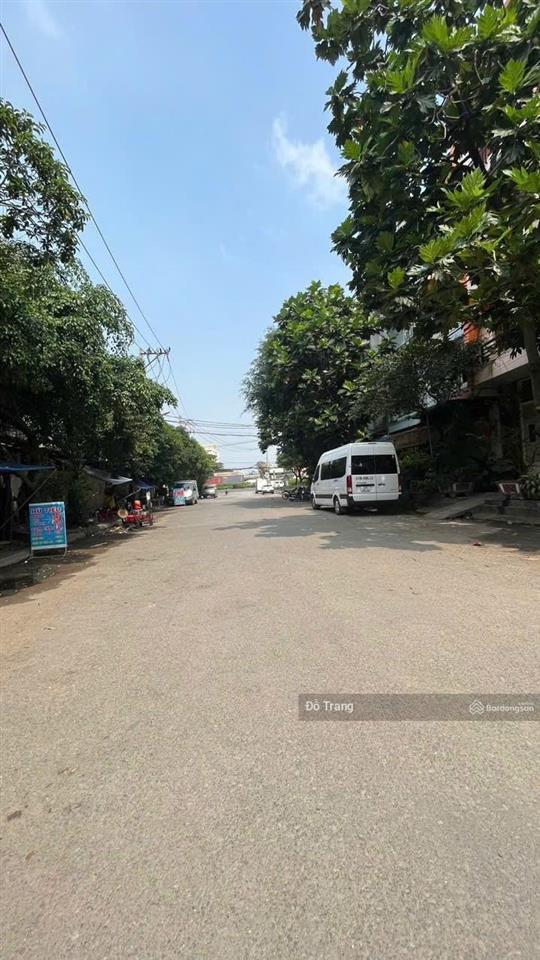 Đất đường 16m  1 sẹc ngắn quốc lộ 1a