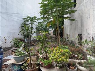 Kẹt quá bán rẻ lô đất đường thạnh lộc 22 sát ngã 4 ga