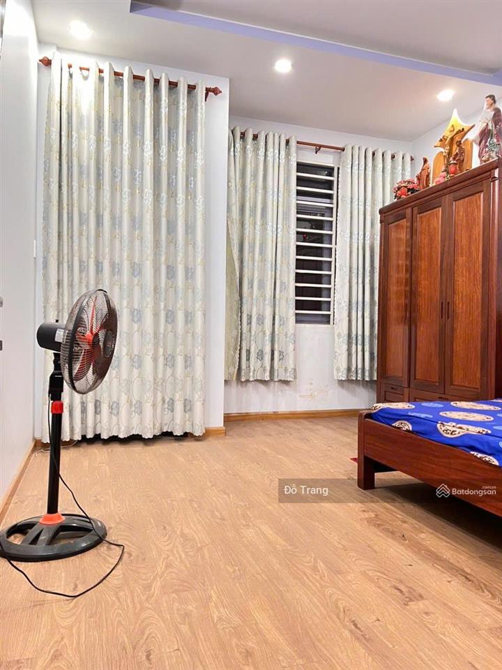 Gia đình kẹt bán nhà mặt tiền nguyễn thị nhuần