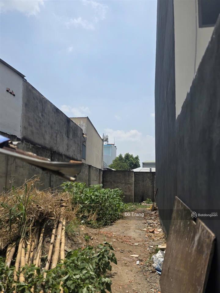 Mặt tiền thạnh xuân 46 sát hà huy giáp 5x28m