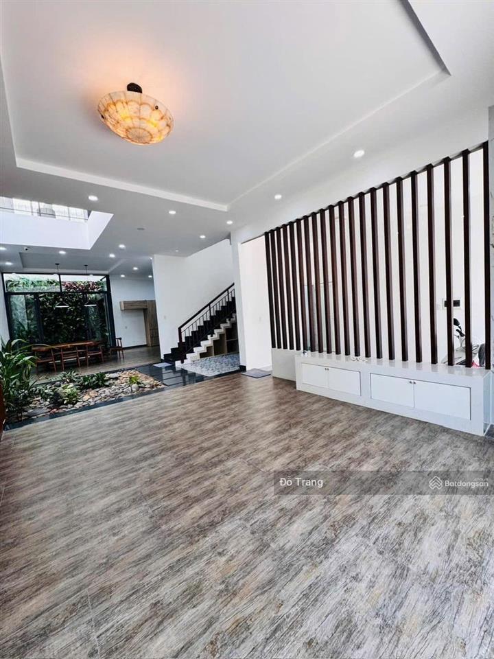 Bán siêu biệt thự gần chợ an phú đông  8x20m