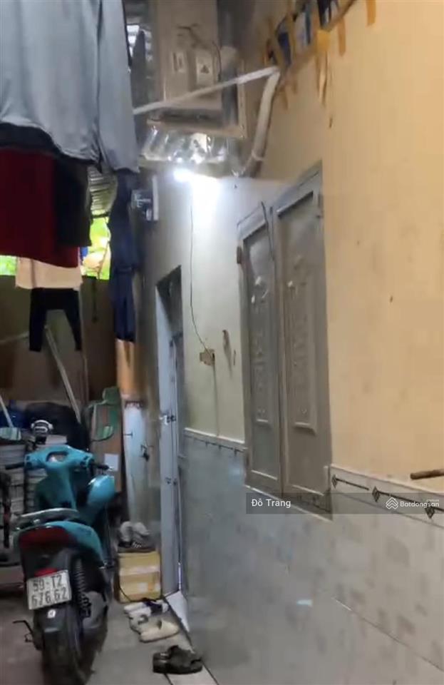 Kẹt tiền bán rẻ dãy trọ hà huy giáp  5x28m  có thu nhập sẵn