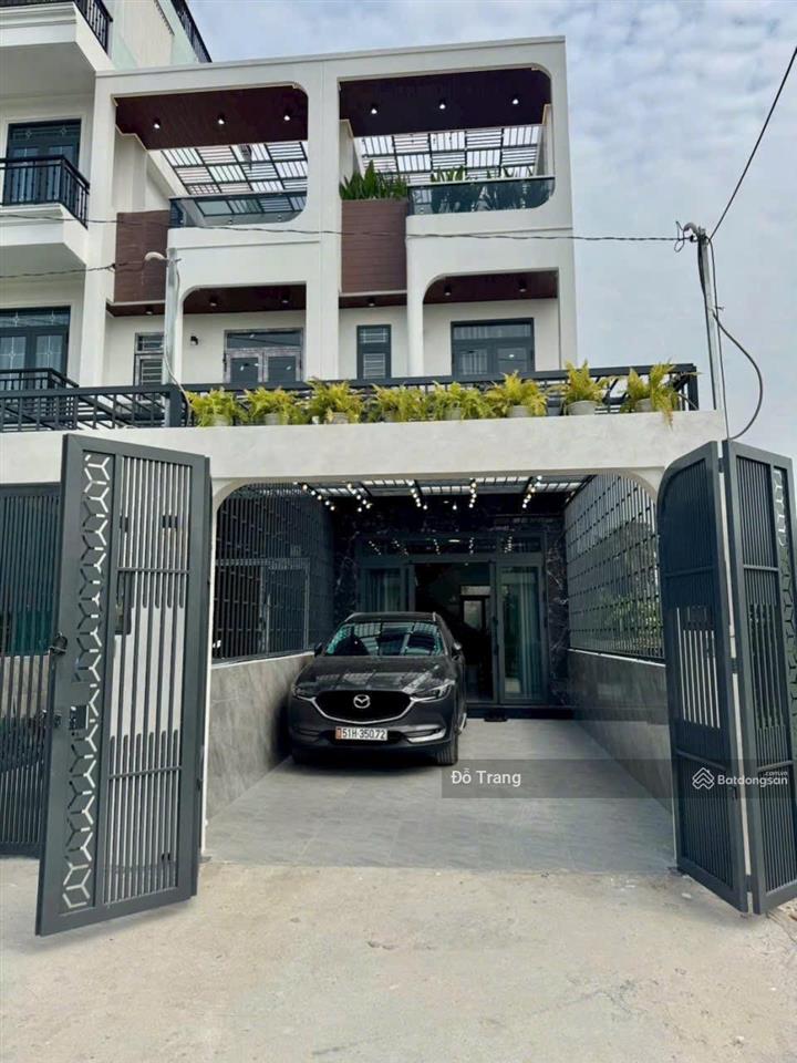Nhà mới hà huy giáp  view mặt sông siêu đẹp  shr