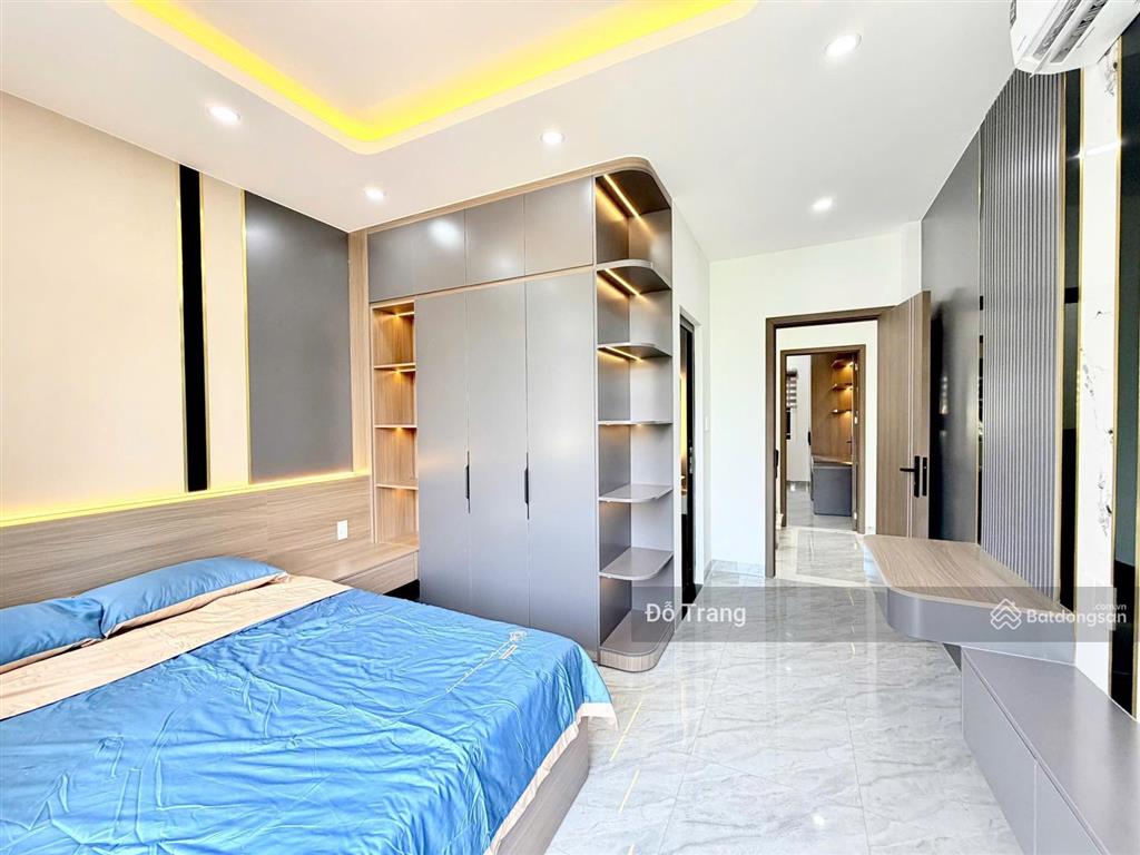 Nhà mới hà huy giáp  view mặt sông siêu đẹp  shr