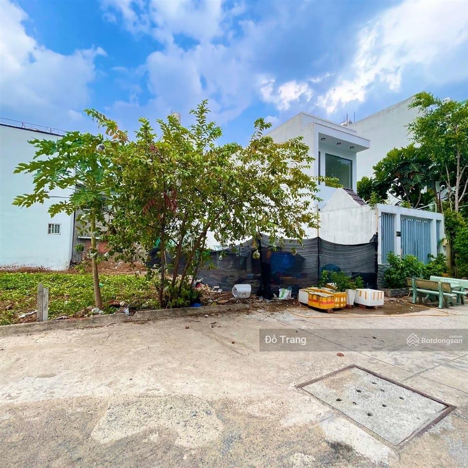 Đất thạnh xuân 18  gần ngã 4 ga, 80m2 thổ cư, đường bê tông 7m