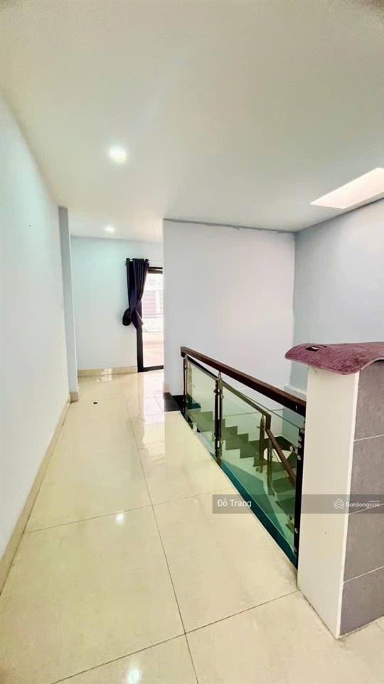 Nhà 5 lầu, 6 phòng ngủ! đường thạnh lộc 44  đường nhựa 11m