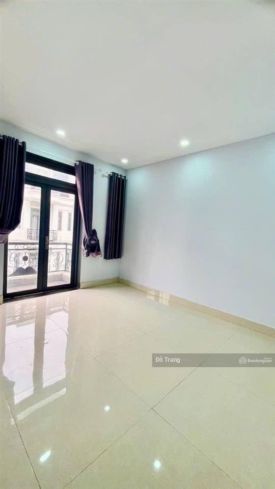 Nhà 5 lầu, 6 phòng ngủ! đường thạnh lộc 44  đường nhựa 11m