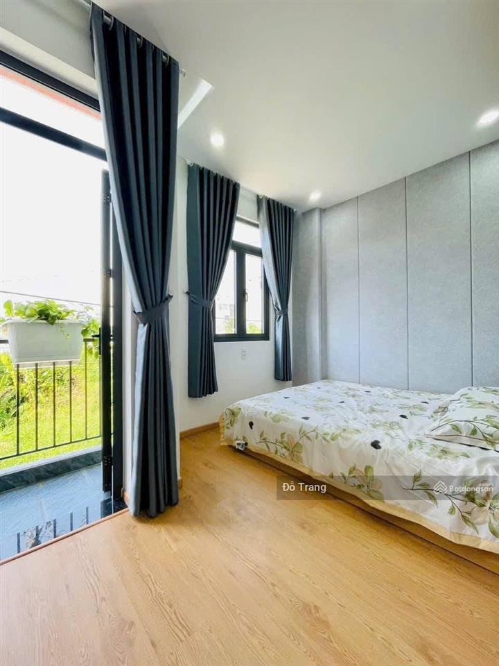 Nhà đẹp gần chợ đường  gồm 3pn  đường thông
