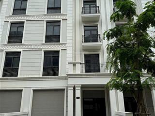 Đừng bỏ qua! nhà phố vinhomes grand park, 22 tỷ vnd, 144 m2,kế lô góc đường lớn, hoàn thiện rồi