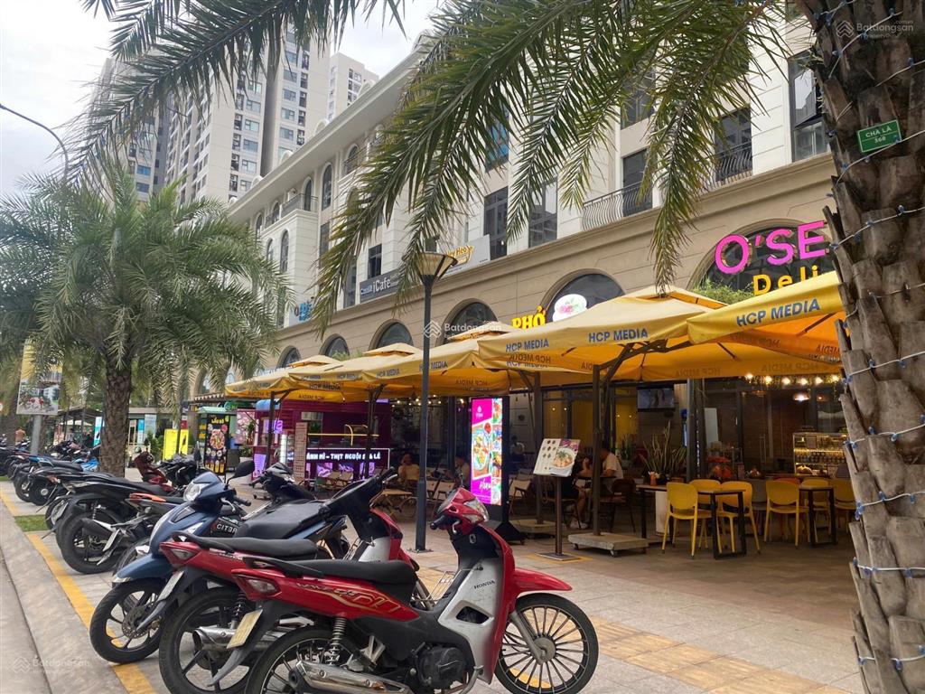 Shophouse thương mại 6 tầng, vinhomes grand park, giá chỉ từ 15,2 tỷ, sẵn hđ thuê 7%/năm, view hồ