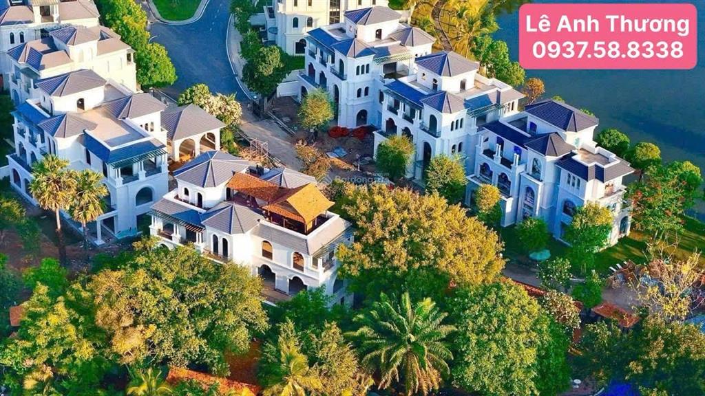 Chủ cần tiền bán gấp biệt thự 544m2, 4 tầng, view hồ vinhomes grand park, 65 tỷ, sổ hồng