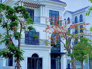 Chủ cần tiền bán gấp biệt thự 544m2, 4 tầng, view hồ vinhomes grand park, 65 tỷ, sổ hồng