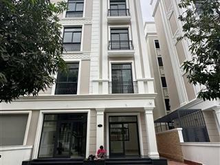 Chính chủ gửi bán nhanh nhà phố xẻ khe vinhomes grand park, gần trường học, cv 36ha. 25,8 tỷ