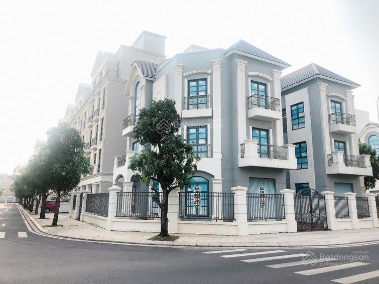 Chính chủ gửi bán nhanh biệt thự đơn lập góc vinhomes grand park vị trí đẹp. 39 tỷ. sẵn sổ