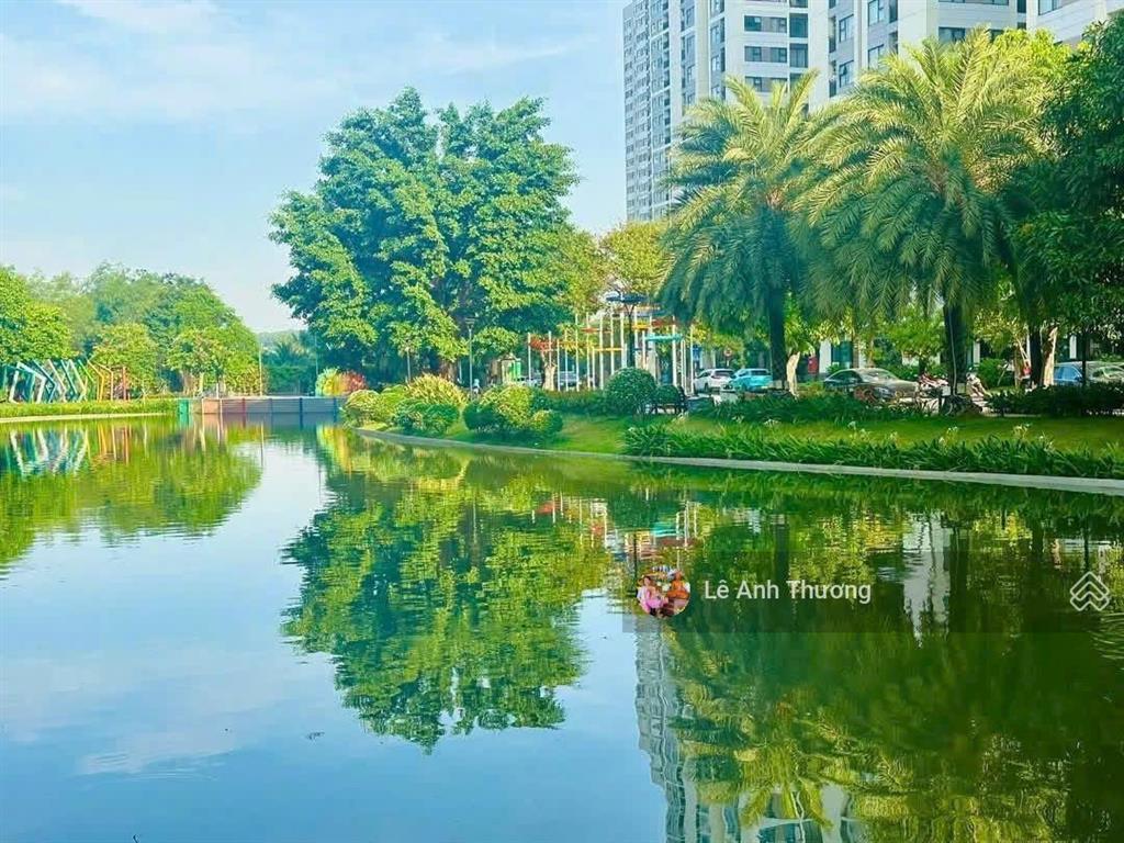 Bán nhanh nhà phố 126m2 vinhomes grand park quận 9, đường thông, sổ sẵn công chứng, 19,5 tỷ t8.2026