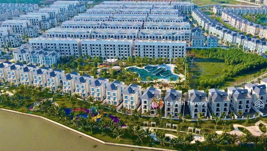 Bán nhanh nhà phố 126m2 vinhomes grand park quận 9, đường thông, sổ sẵn công chứng, 19,5 tỷ t8.2026
