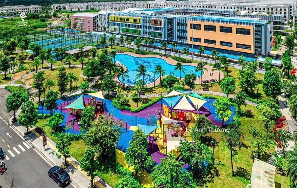 Bán nhanh nhà phố 126m2 vinhomes grand park quận 9, đường thông, sổ sẵn công chứng, 19,5 tỷ t8.2026