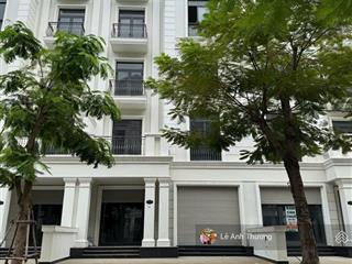 Kẹt tiền ra nhanh nhà phố 84m2 vinhomes grand park, manhatan, đường thông, sổ rồi
