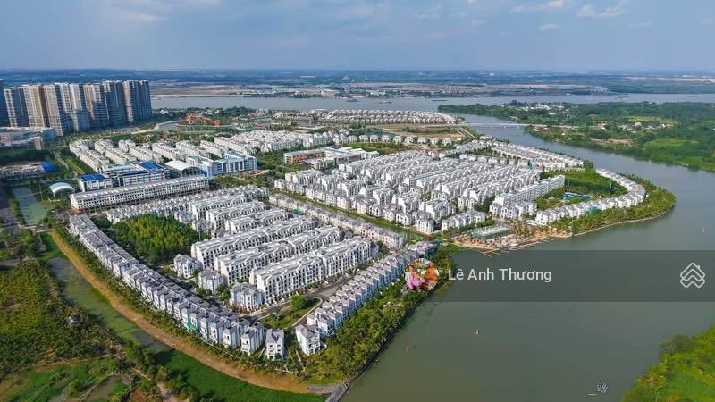 Hàng cắt lỗ nhà phố 144m2. vinhomes grand park. đường thông. sổ hồng. hướng mát. giá chỉ 19,9 tỷ