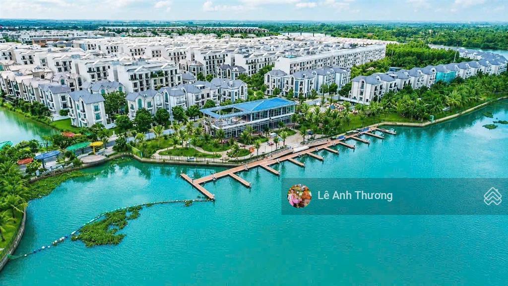 Hàng cắt lỗ nhà phố 144m2. vinhomes grand park. đường thông. sổ hồng. hướng mát. giá chỉ 19,9 tỷ