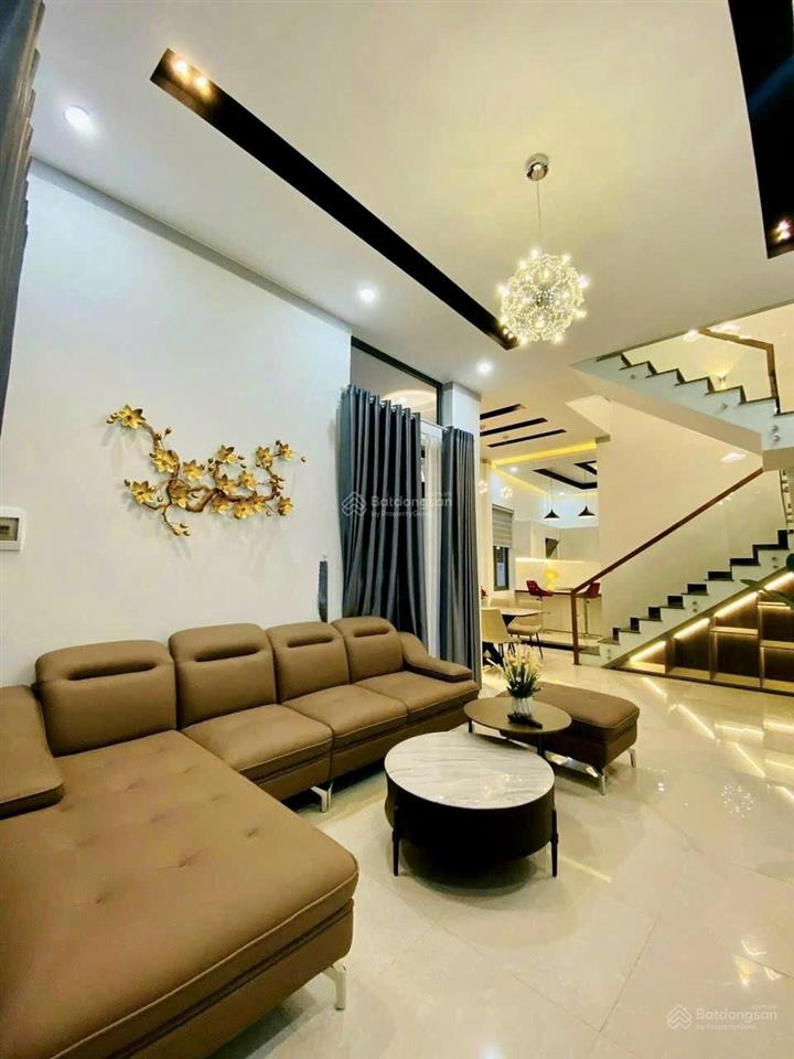 Nhà to rộng đẹp 2 mặt tiền hẻm chính 473 y moan  5.5 tỷ (còn thương lượng)