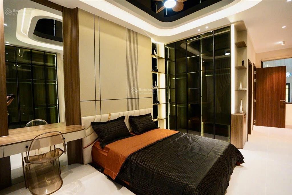 Nhà 3 tầng mới đẹp đối diện công viên trung tâm  khu đô thị ân phú