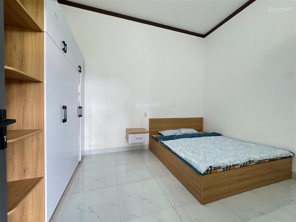 Nhà vườn đẹp rộng 550m2 (thổ cư 190m2)  chỉ 2.350 tỷ