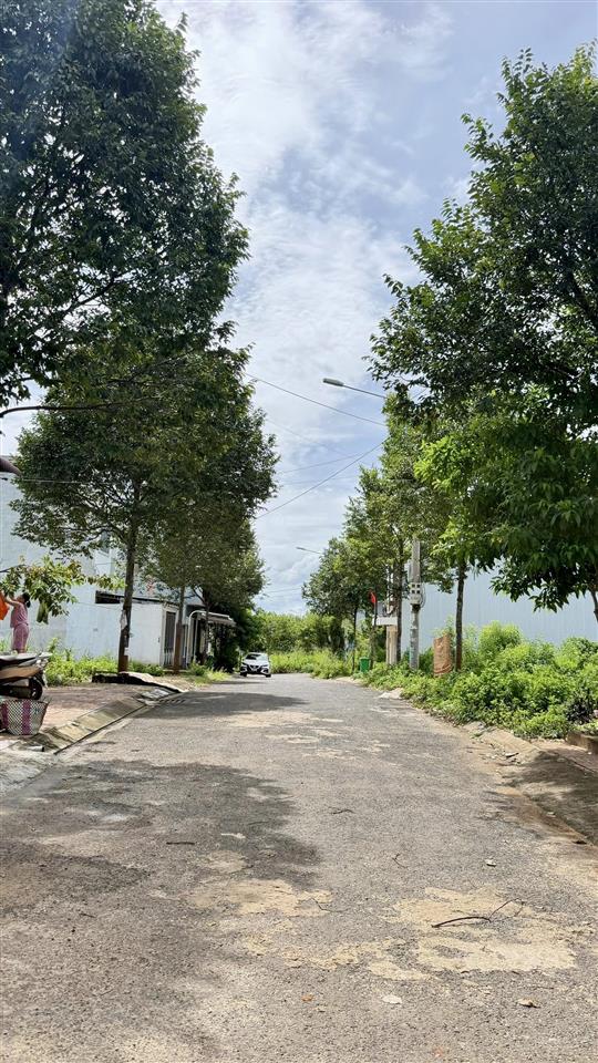 Đất khu đấu giá võ thị sáu đường ngô văn sở  5 x 20m  3.5 tỷ