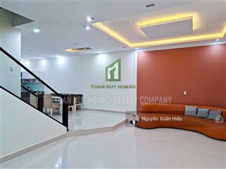 Biệt thự 3 phòng ngủ sân vườn khu phúc lộc viên  d095