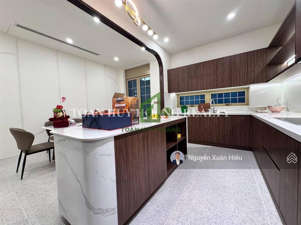Nhà 5pn có thang máy khu regal pavillon | d667