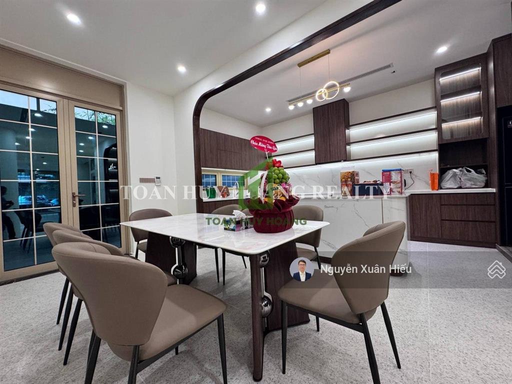 Nhà 5pn có thang máy khu regal pavillon | d667
