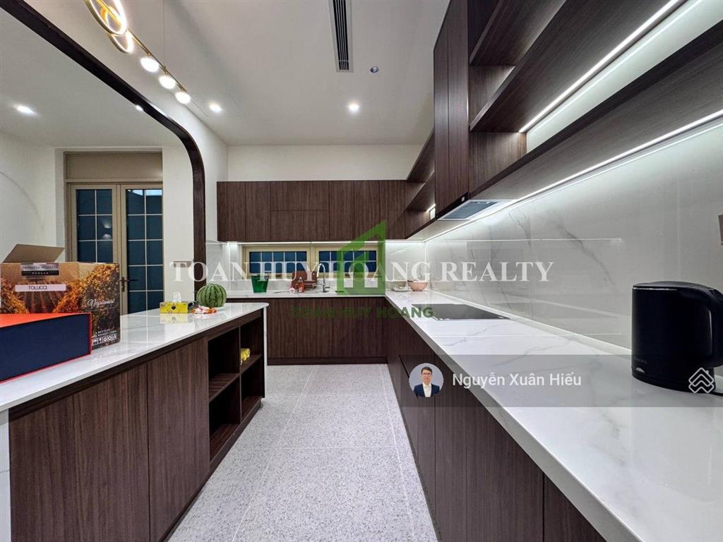 Nhà 5pn có thang máy khu regal pavillon | d667