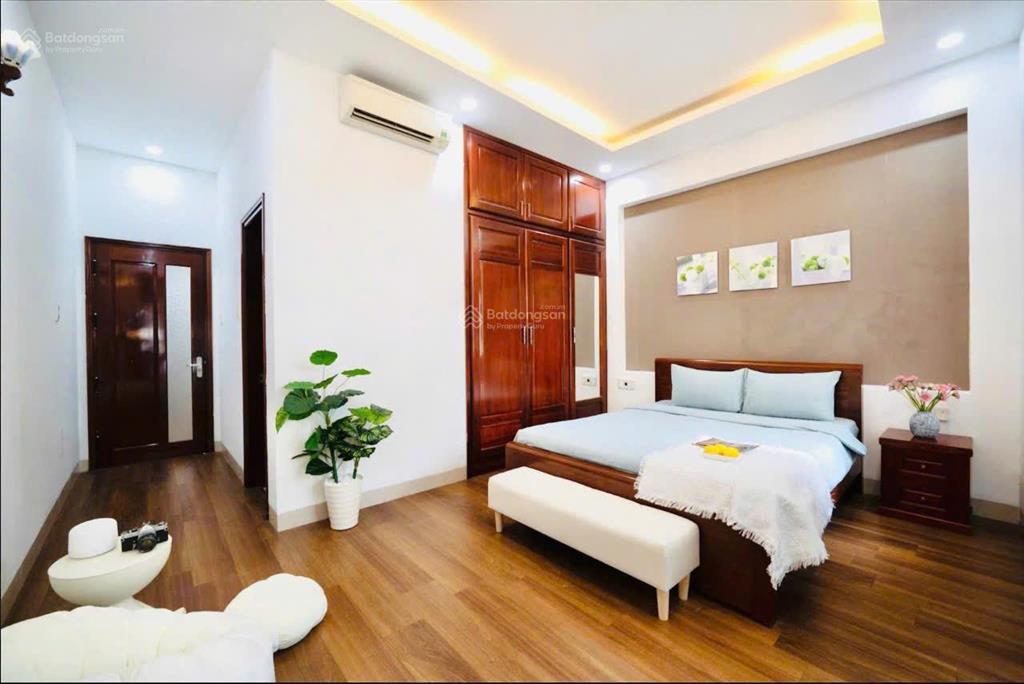 Cho thuê nhà riêng 45 trần văn dư, 39 triệu, 100m2, 4pn, 4wc, giá ưu đãi