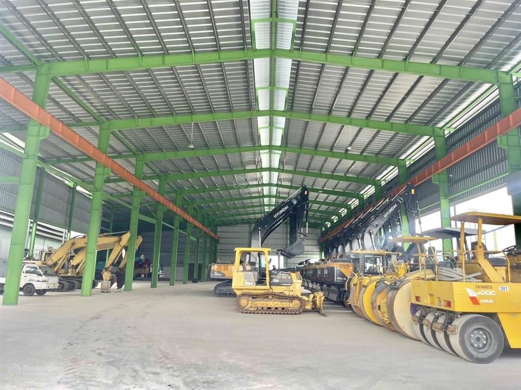 Kho xưởng cho thuê dt 875m2 và 1500m2, gần đầu đường 5, khuôn viên rộng