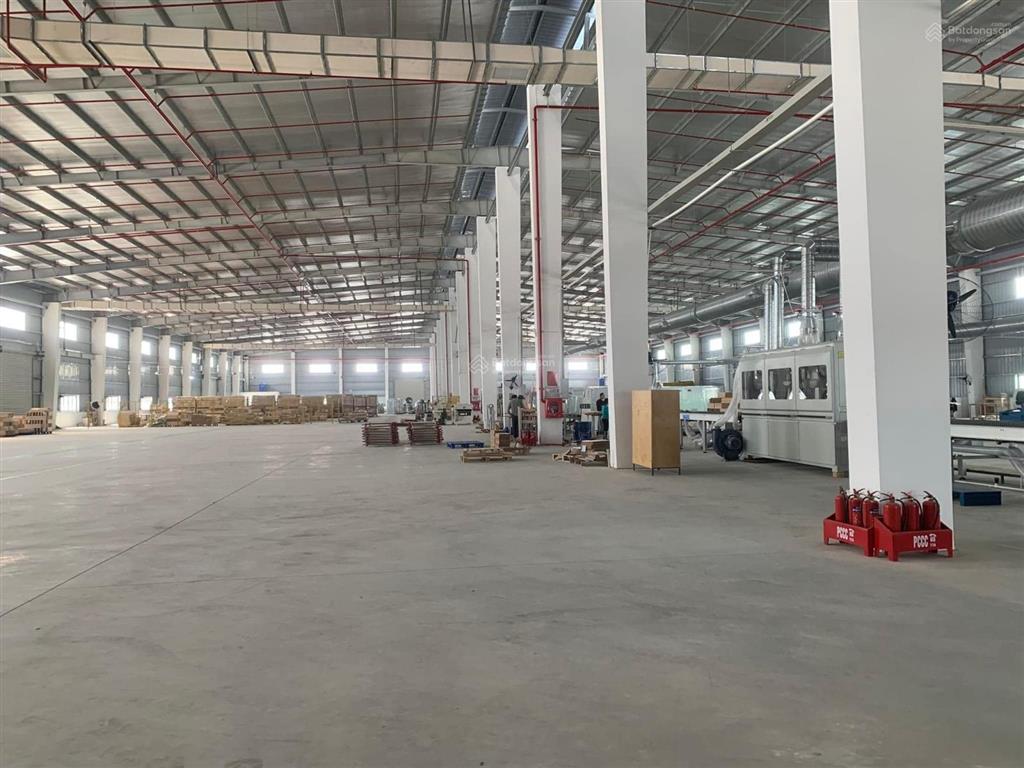 Xưởng mới dựng ở gần cầu khuể, dt 3800m2, có đầy đủ pccc tự động, làm được fdi. trạm điện 1200kva