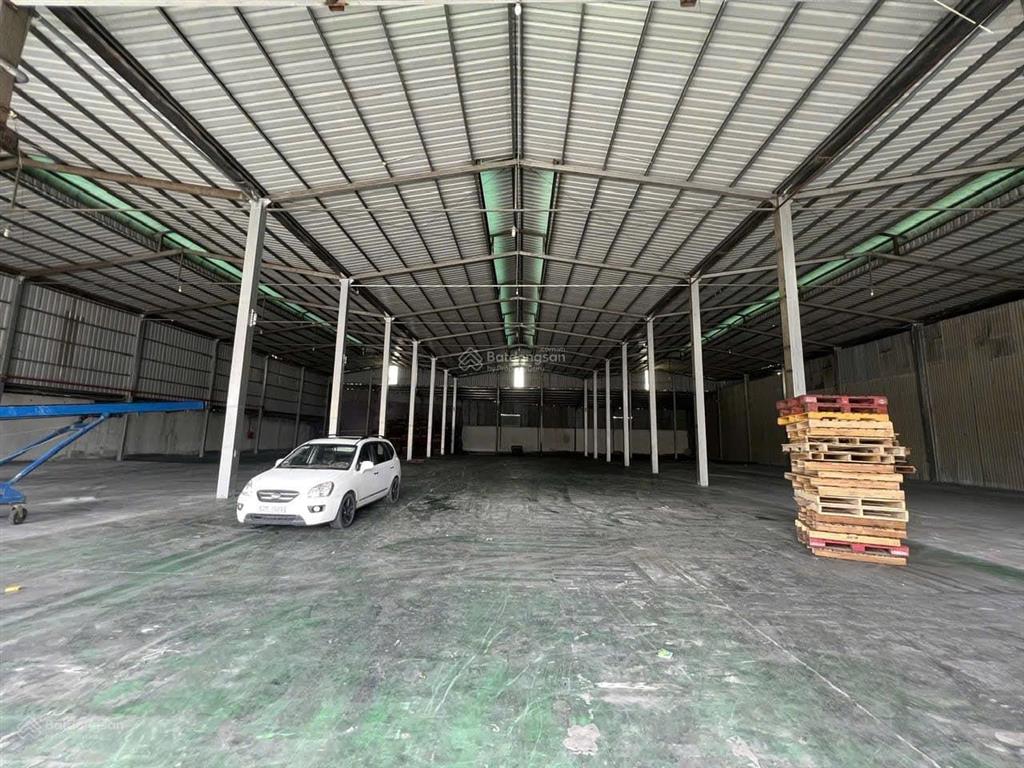 Cho thuê xưởng bên thủy nguyên, dt 1800m2 có pccc, trạm điện rất lớn, xa dân