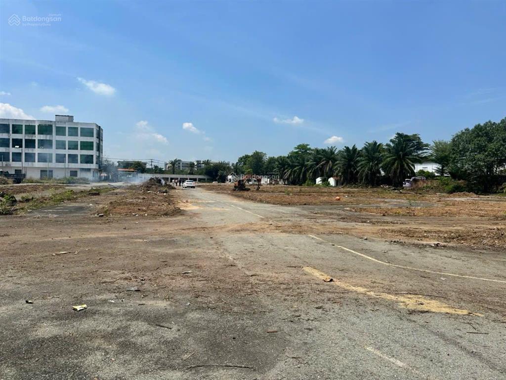 Cho thuê 3000 m2 đất trống sẵn nền chủ dựng xưởng, kho đều được hoặc tập kết hàng hoá