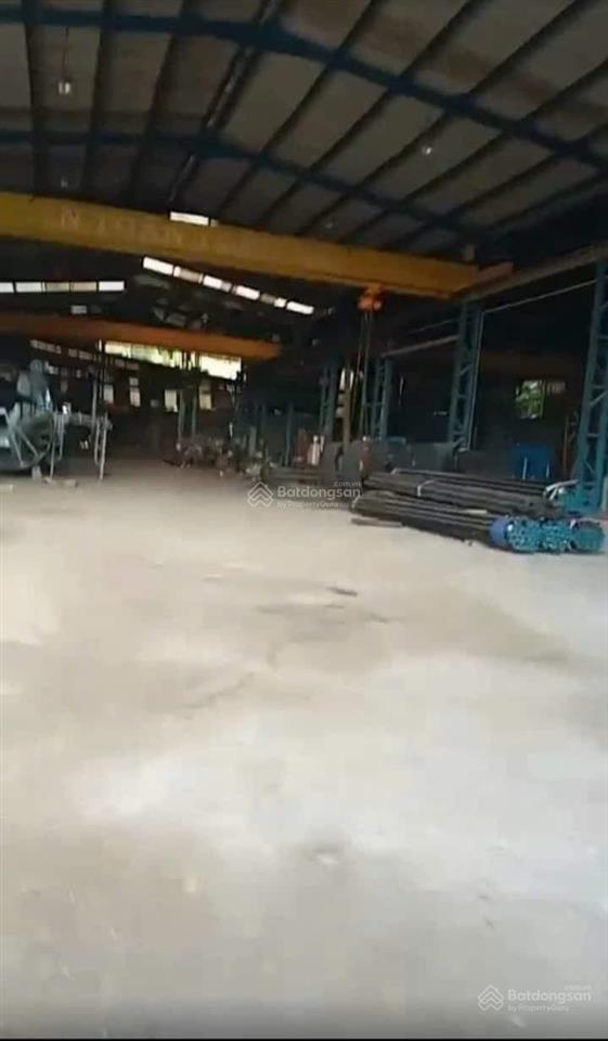 Cho thuê kho, xưởng sẵn dt 600m2 khu vực gần cầu kiến an, dầm cẩu trục