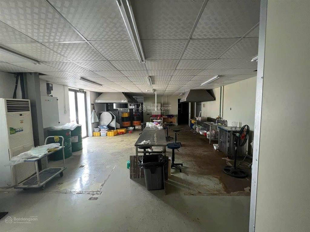 Nhà xưởng 2000m2, giá chỉ 60 nghìn/m2, pccc vách tường tiêu chuẩn gần cầu niệm, trạm điện 750kva