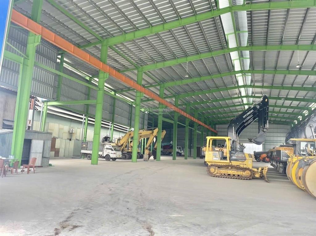 Kho xưởng cho thuê dt 1500m2, gần đầu đường 5, khuôn viên rộng