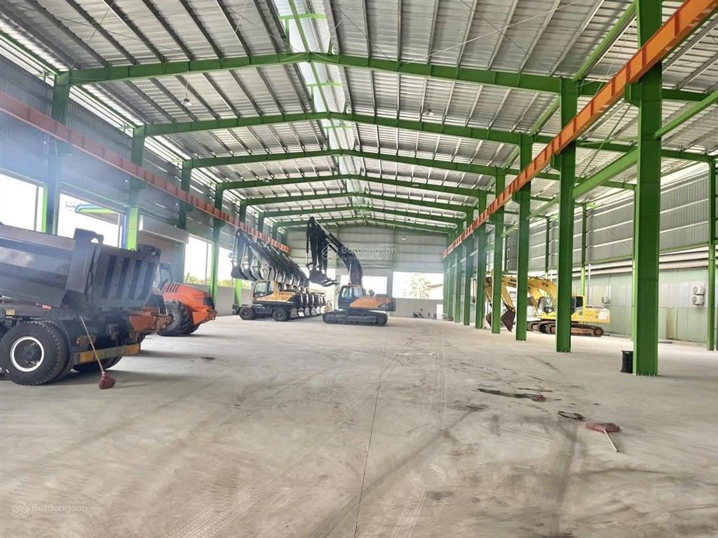 Kho xưởng cho thuê dt 1500m2, gần đầu đường 5, khuôn viên rộng