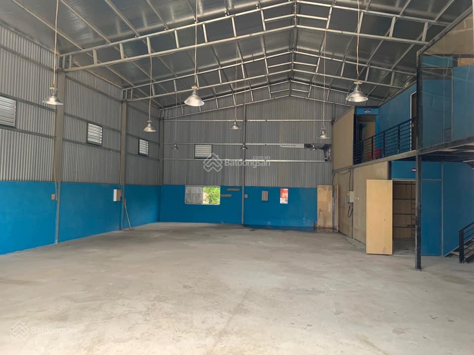 Cho thuê kho xưởng dt 350m2, gần cầu niệm, xe công vào được